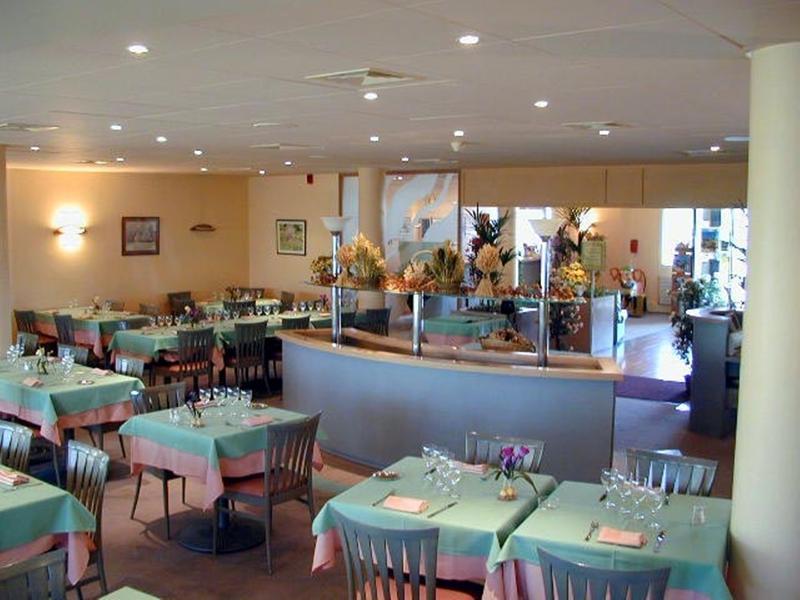 Hotel Western Grand Parc Marne La Vallée
